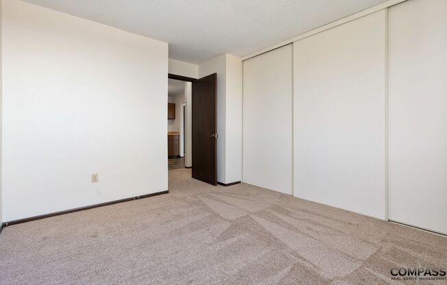 1 bed, 1 bath, 709 sqft, $1,045, Unit 2214-319