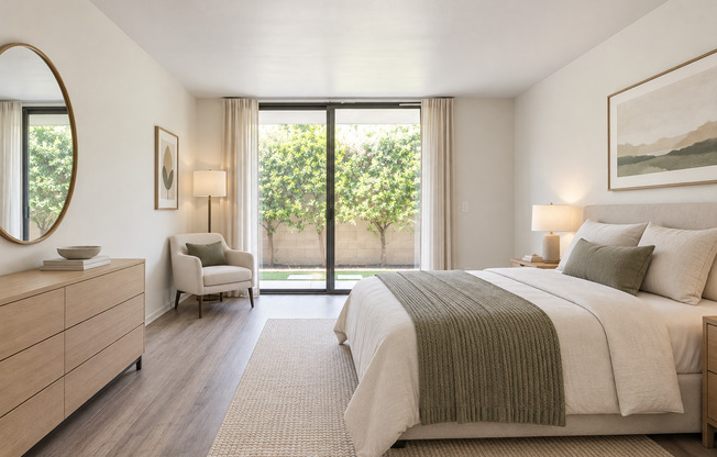 Parkview Terrace | Renovated and Spacious Apartments in Highland Park