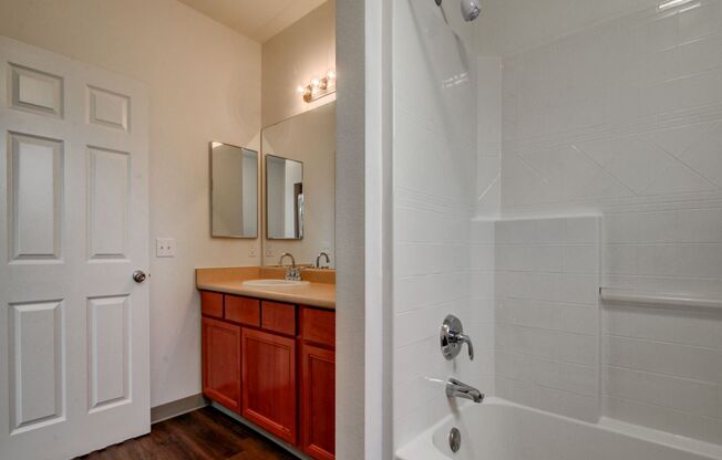 2 beds, 2 baths, 941 sqft, $1,895, Unit CC-101