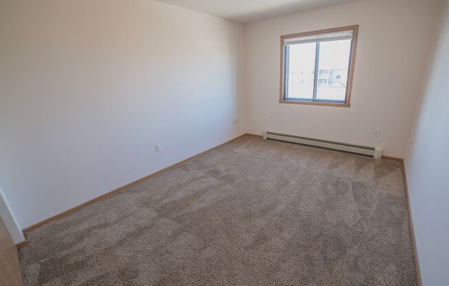 2 beds, 1 bath, 815 sqft, $895, Unit 1415-304