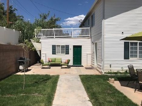 1 bed, 1 bath, $1,075