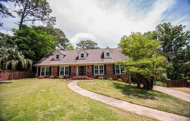 Exquisite 5-Bedroom Home with Pool in Green Island Hills, Columbus, GA