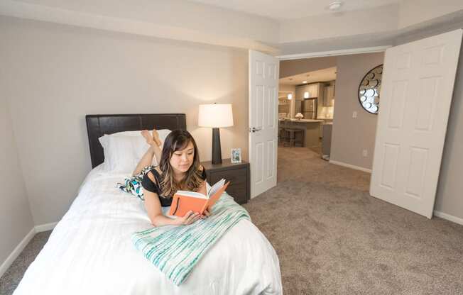 Spacious Bedroom Pine Lane Estates Apartments in Lansing Michigan