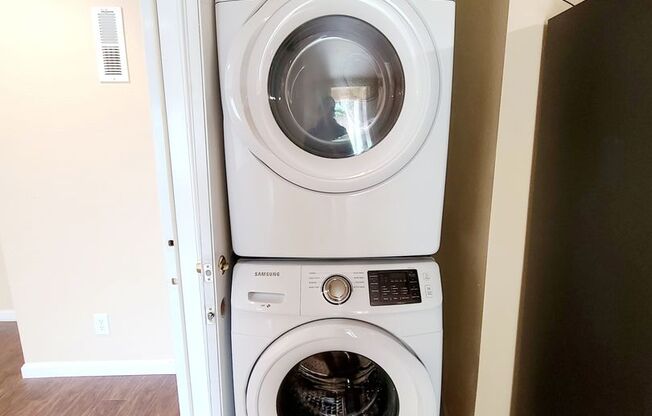 Totally remodeled. Impressive, open floor plan. 1-bed/1-bath. Private Washer/Dryer in-unit