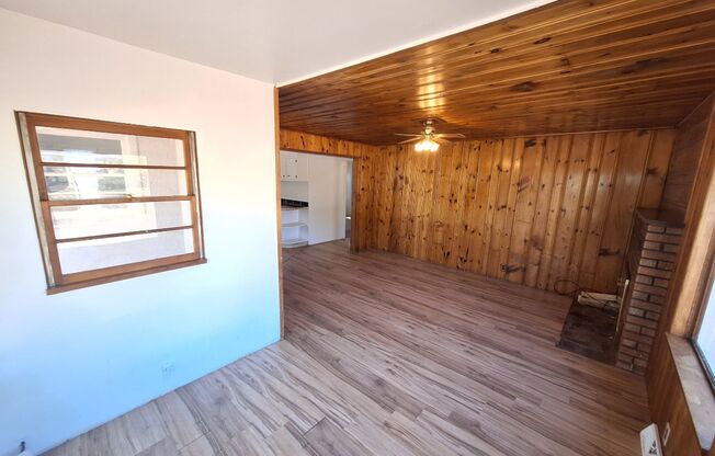 Spacious 5-Bedroom Home in Quiet Delta Neighborhood