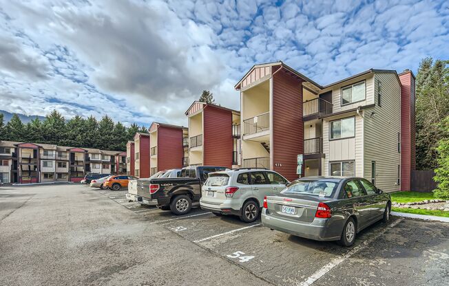 2 beds, 1.5 baths, 900 sqft, $2,195, Unit Unit 06
