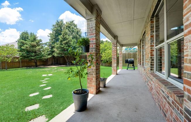 Well maintained home in coveted Wylie High School District!