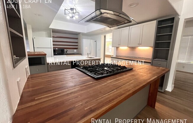 2000 CRAFT LN