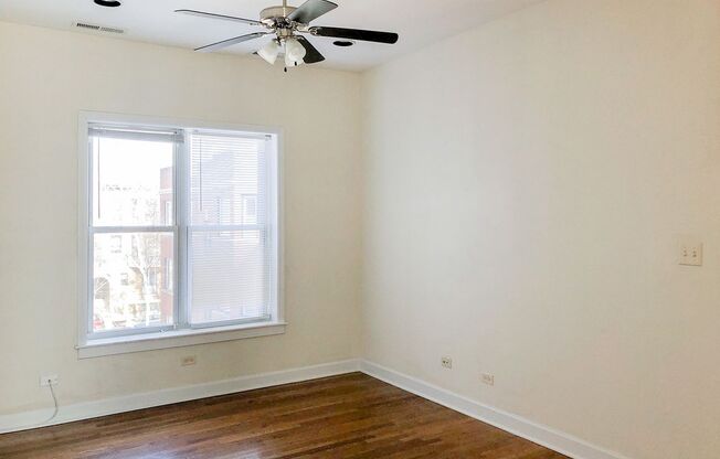 2 beds, 1 bath, 740 sqft, $2,895, Unit 855-3W