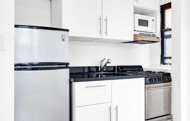 347 W 55 ST