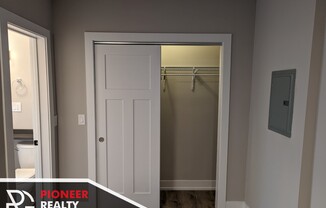 4546 N. Damen CL-4546-S1