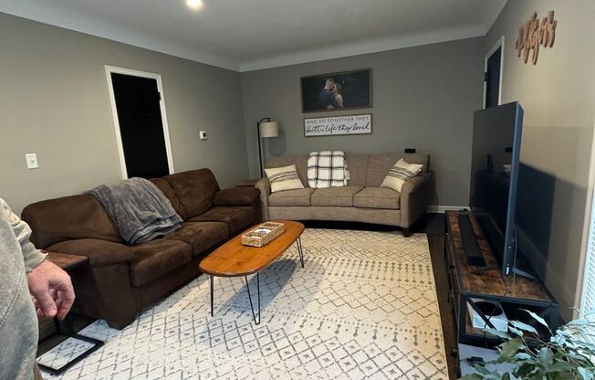 5704-5706 Chicago Avenue