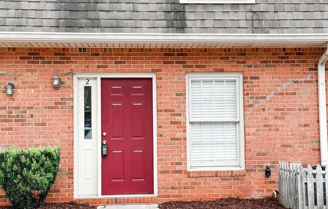 2/1.5 Oakwood Townhome