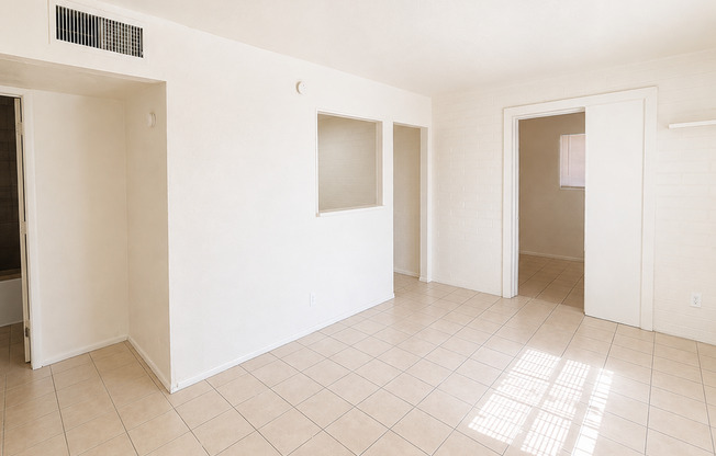 5437 S 14 WAY