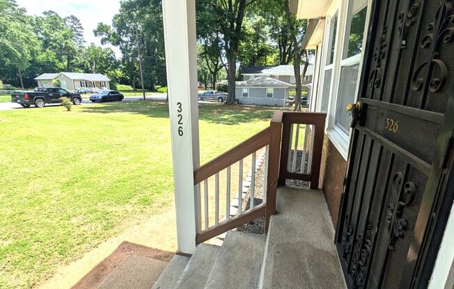 Minutes from Uptown/I-85/I-485!  100% Upgraded, 2 Bedroom!