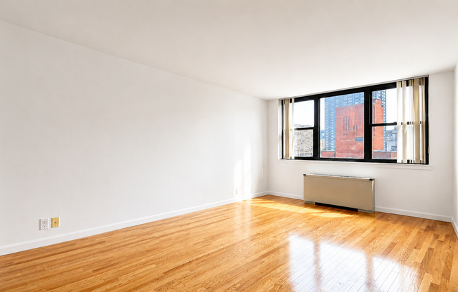 Studio, 1 bath, $3,600, Unit 16E