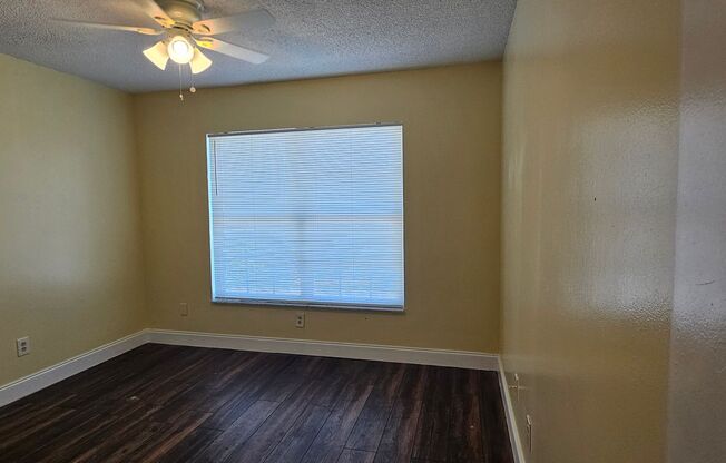 2 beds, 2 baths, $1,575
