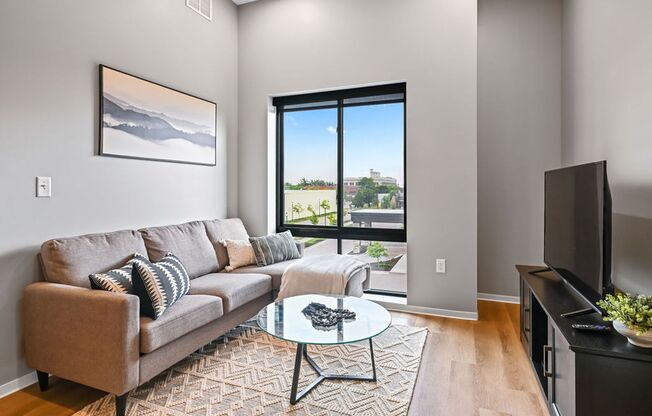 2 beds, 1 bath, 873 sqft, $1,510, Unit 2309