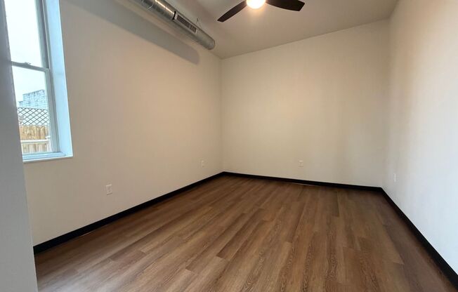 2 beds, 1 bath, 738 sqft, $1,440, Unit 351-104