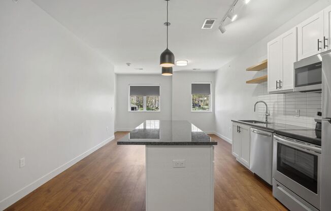 1 bed, 1 bath, 682 sqft, $1,365, Unit 204