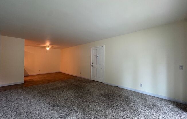 Great 1B/1BA Condo in Carlsbad!