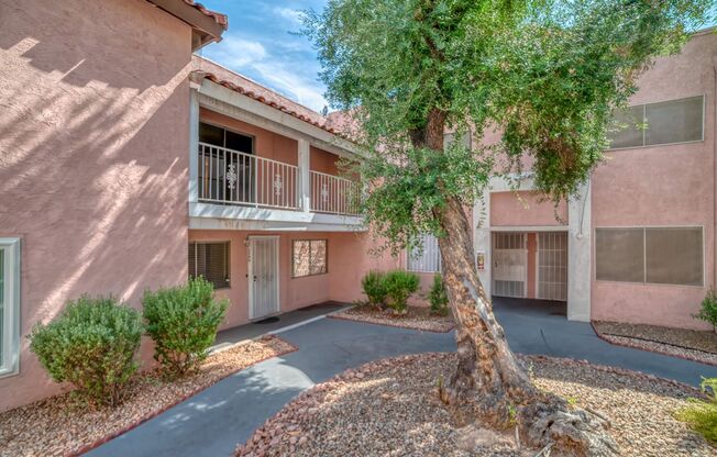 LOVELY MOVE-IN READY TWO-STORY TOWNHOME!