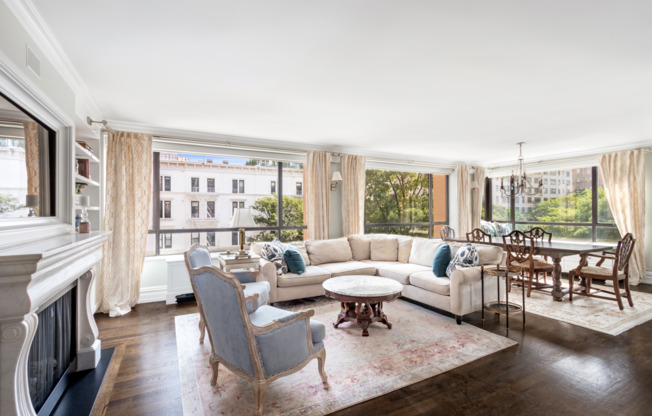 190 E 72 ST
