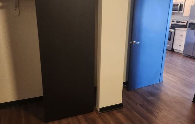 1 bed, 1 bath, 682 sqft, $1,225, Unit 106