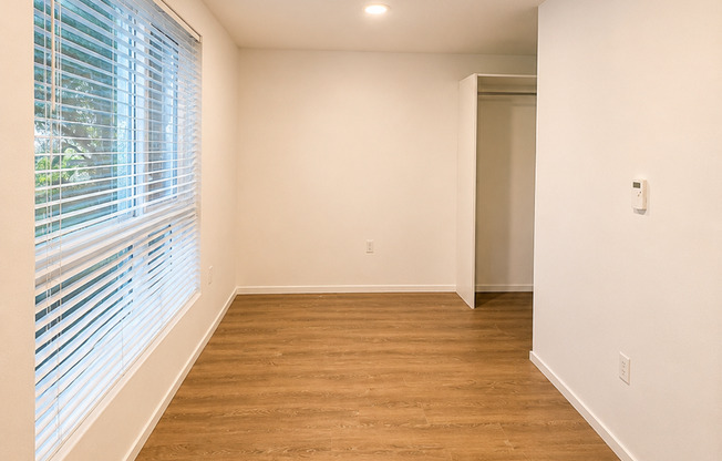 Studio, 1 bath, 175 sqft, $1,225, Unit 4305