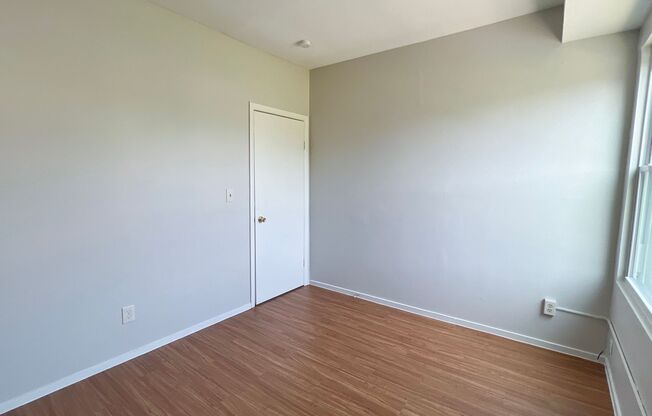 2 beds, 1 bath, $1,430, Unit 3