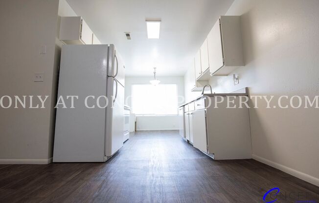 2 beds, 1 bath, 810 sqft, $1,299, Unit 95