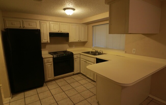 3 beds, 2 baths, $1,985