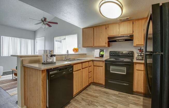 Welcome to Las Brisas Apartments