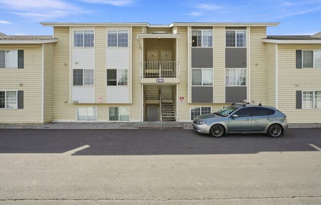 2 beds, 2 baths, 1,140 sqft, $1,495