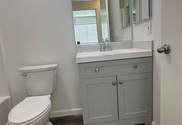 1 bed, 1 bath, 660 sqft, $1,850, Unit 918-A