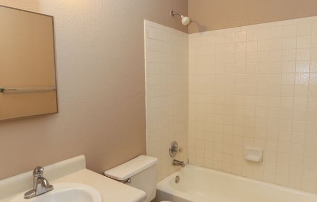 3 beds, 2.5 baths, $1,500