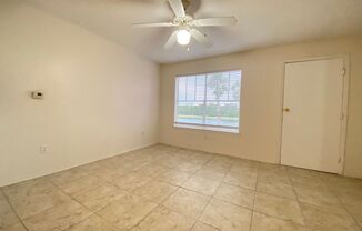 1 bed, 1 bath, $1,350, Unit UNIT 1422