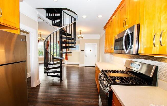 205 BONVIEW AVE