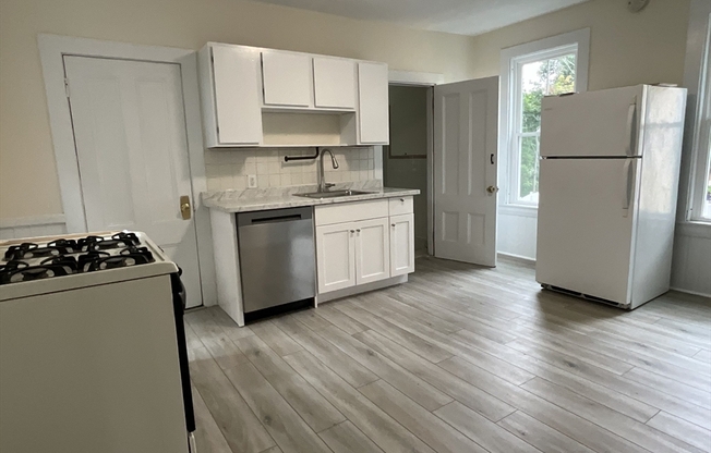 1 bed, 1 bath, 875 sqft, $2,150, Unit 2