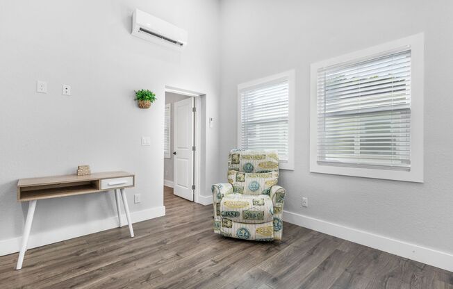 1 bed, 1 bath, 550 sqft, $1,890, Unit 1630 B