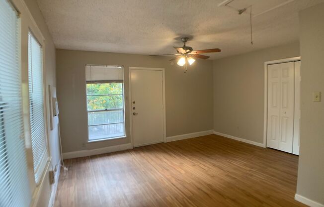 Studio, 1 bath, 400 sqft, $1,020