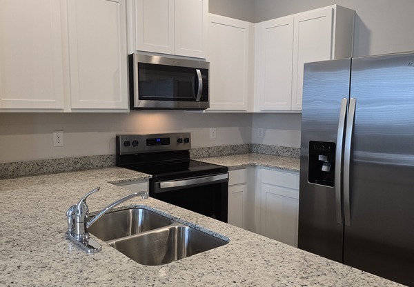 10 SWEETSPIRE DR