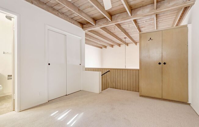 9809 Tabor St in Palms - close to downtown Culver City!