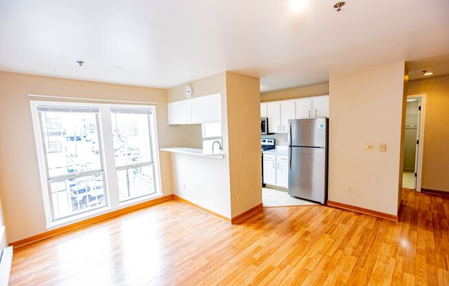 1 Bed 1 Bath Condo in Capitol Hill