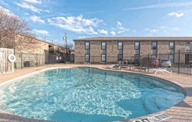 1226 Baylor Ave #113