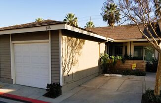 Upgraded Single Story 2bd, 1.5 ba, in Corona