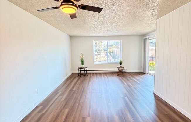 2 beds, 1.5 baths, 950 sqft, $2,275, Unit 237