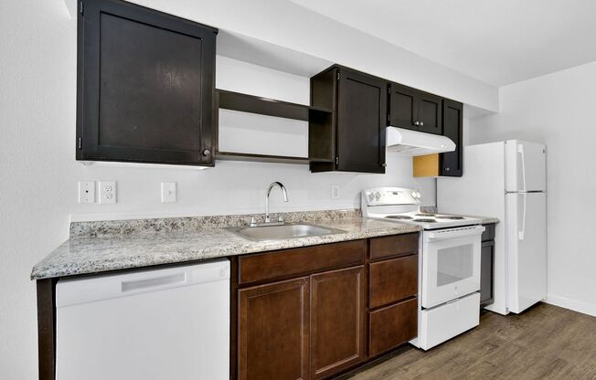 Irish Moss Apartments