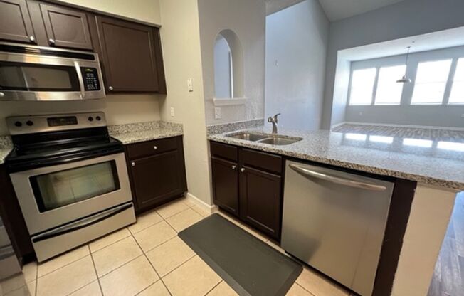 2 beds, 2 baths, $1,700