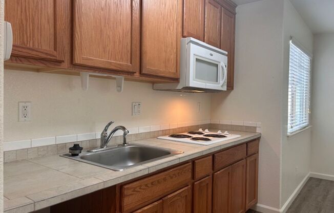 1 bed, 1 bath, $1,995